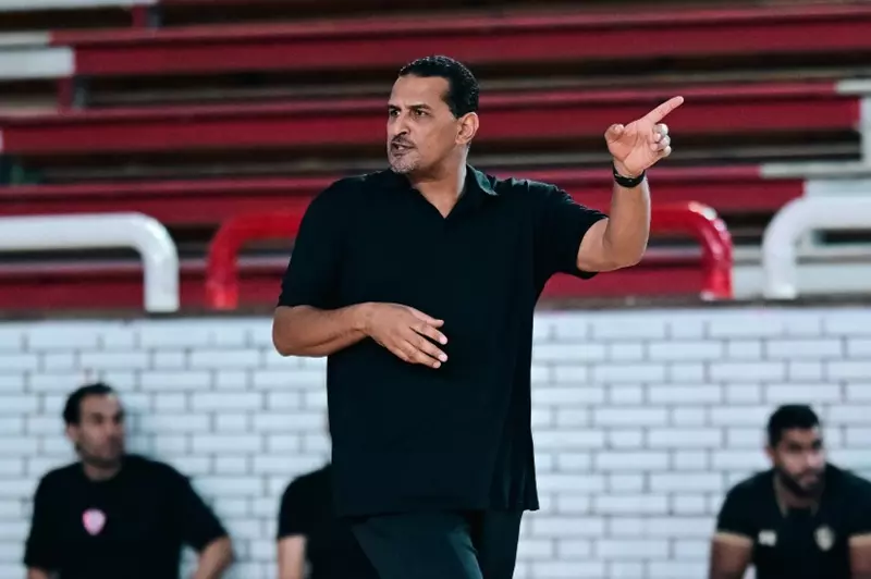 لظروف صحية.. الزمالك يعلن رحيل مدرب فريق الكرة الطائرة 